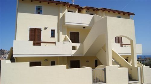 Residence Li Russi Кастельсардо Екстер'єр фото